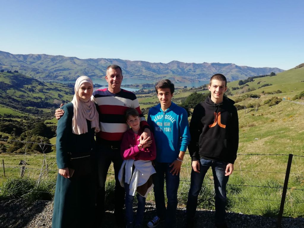 أم سورية تفقد ابنها وزوجها في مذبحة نيوزيلندا