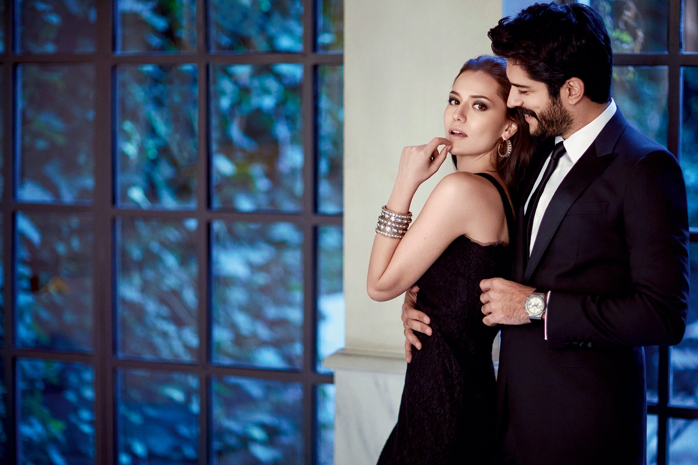 معجبو فهرية أفجان وبوراك أوزجفيت ينشئون حساباً مزيفاً على انستغرام لابنهما