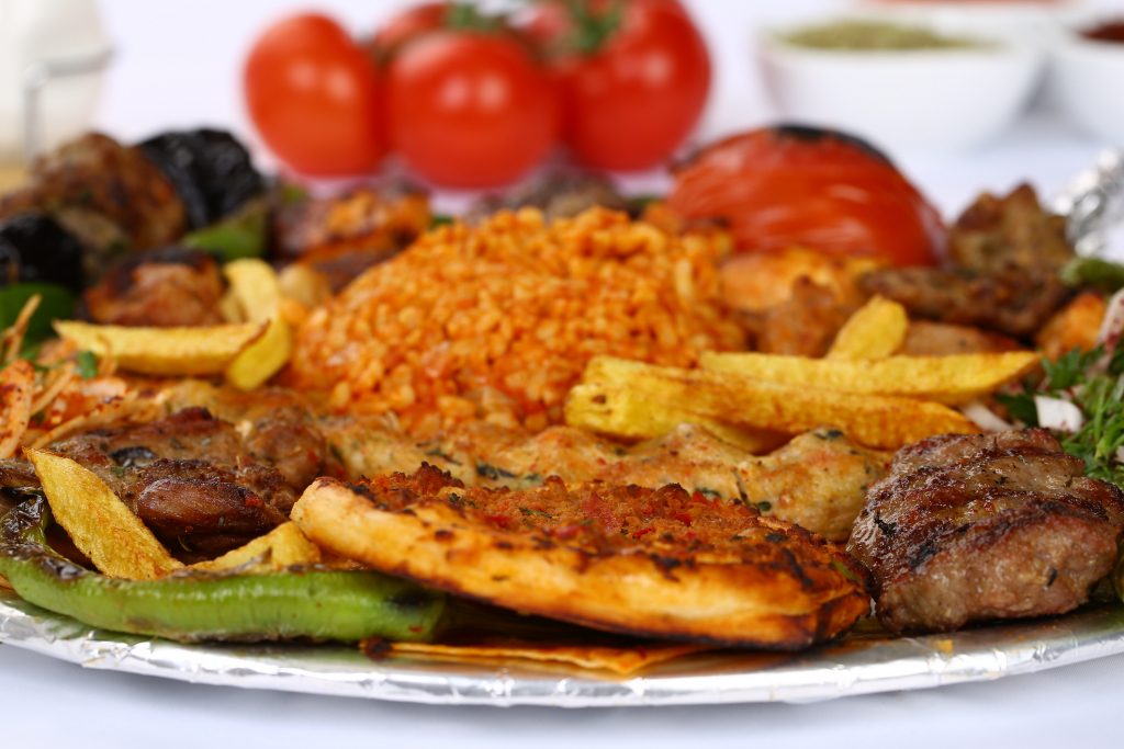 طريقة عمل برغل بالبندورة على الطريقة التركية