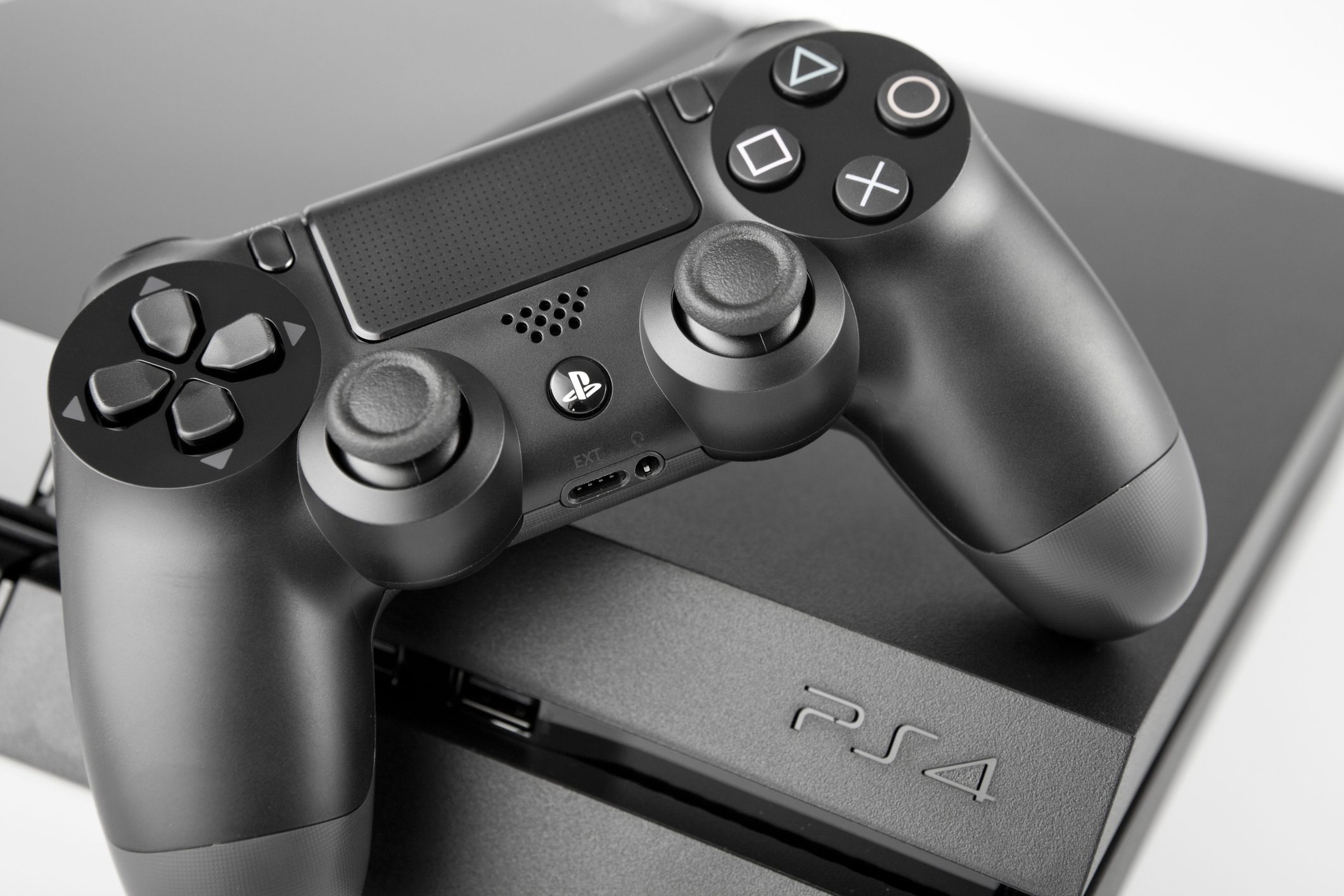 جهاز بلاي ستيش 4