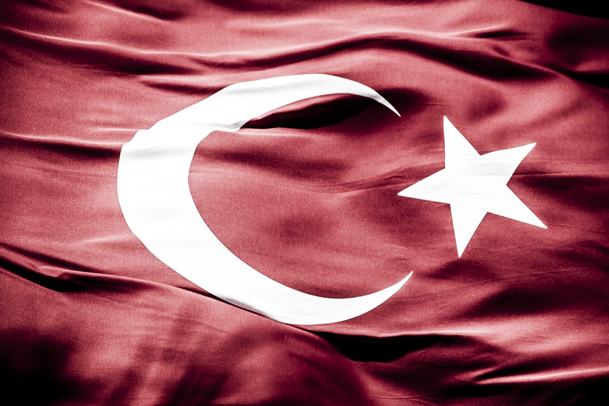 العلم التركي