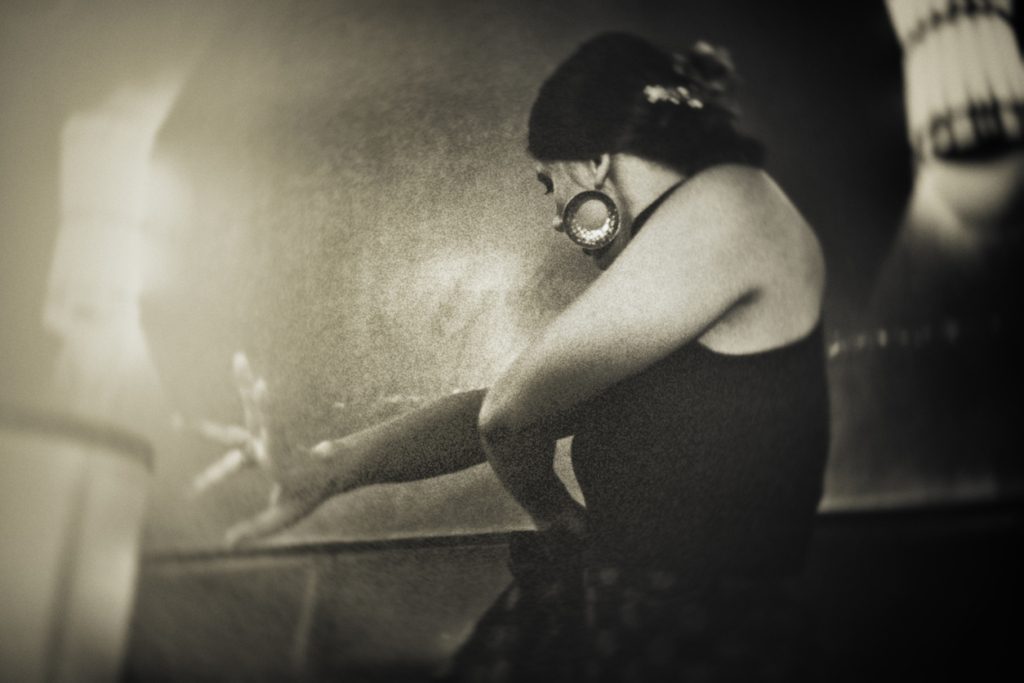 iStock/ من هم الغجر.. لا أرض لهم ولا هويّة ويقتاتون من السحر والرقص والعزف