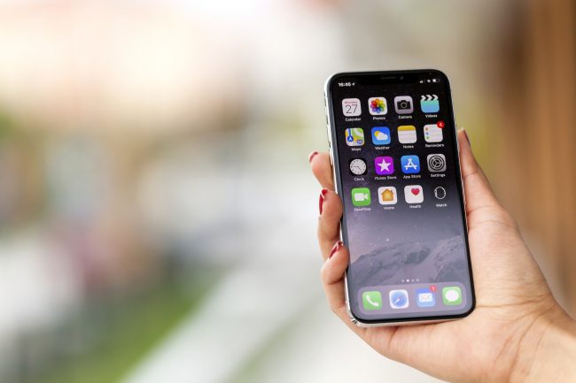 لا يمكنك تنزيل التطبيقات على هاتف آيفون؟ إليك 11 طريقة لحل هذه المشكلة