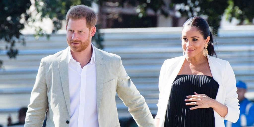 كيف يتم اختيار الأسماء الملكية