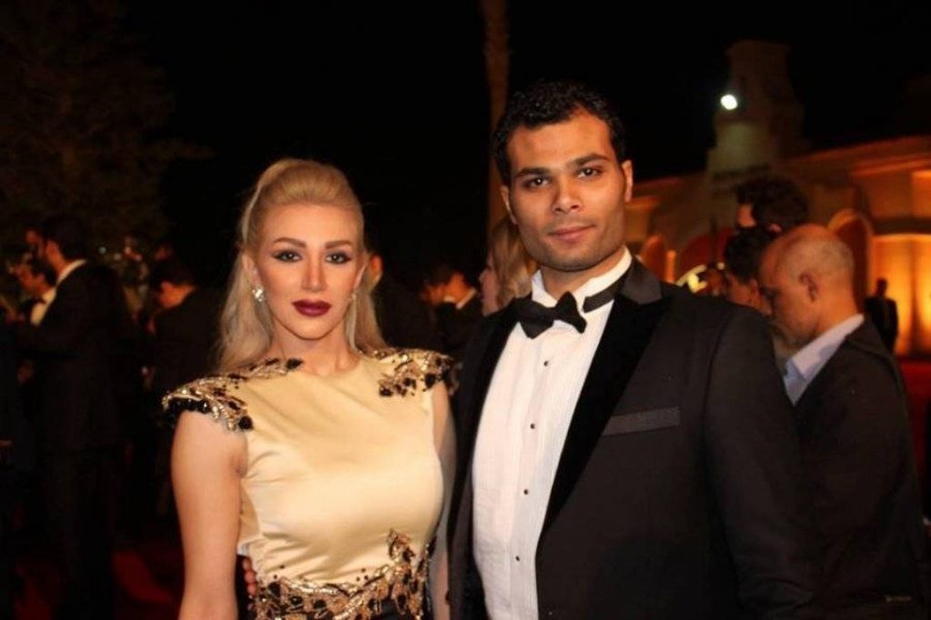 سارة نخلة تهاجم زوجها أحمد عبد الله محمود: «أكل فلوسي وظلمني»