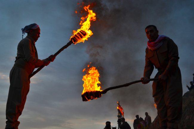 يقال إنه يوم هبوط آدم على الأرض.. ماذا تعرف عن «نوروز» عيد الأكراد المقدس ورمزيّة إشعال النيران؟