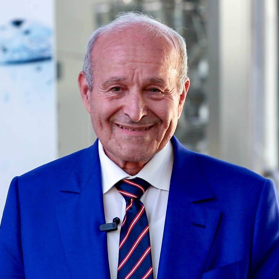 الجزائر تفرج عن أغنى رجل في البلاد بعد سجنه 8 أشهر في قضايا فساد