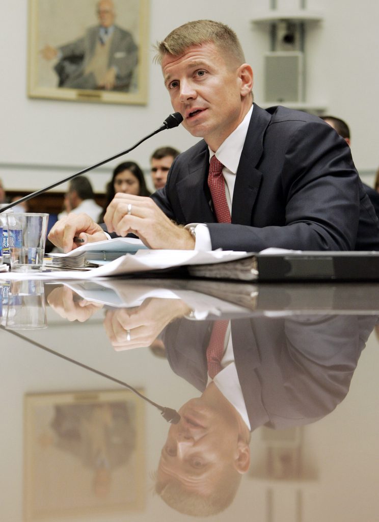 الشركة الجديدة لمؤسس «بلاك ووتر» بدأت العمل في العراق.. رغم تورط رئيسها في قتل المدنيين!