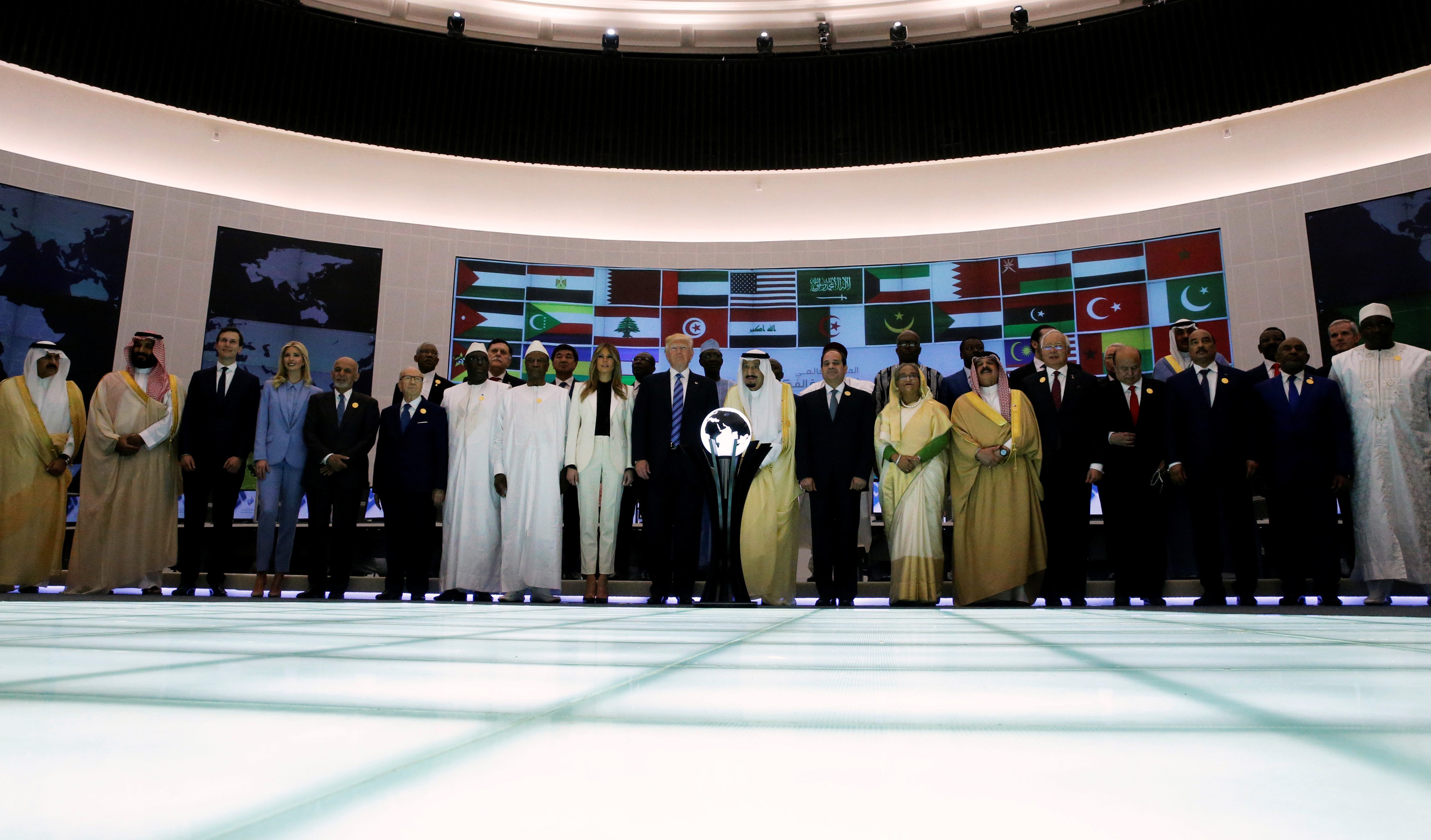 شرق أوسط محطّم.. هذا ما خلَّفه ترامب، 5 ملفات ستنقلب رأساً على عقب إذا غاب عن المشهد