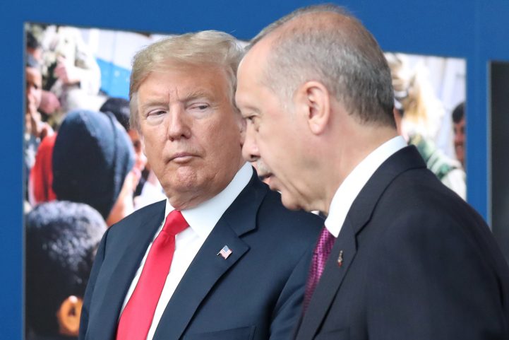 أردوغان وترامب خلال اجتماع سابق للناتو/ رويترز