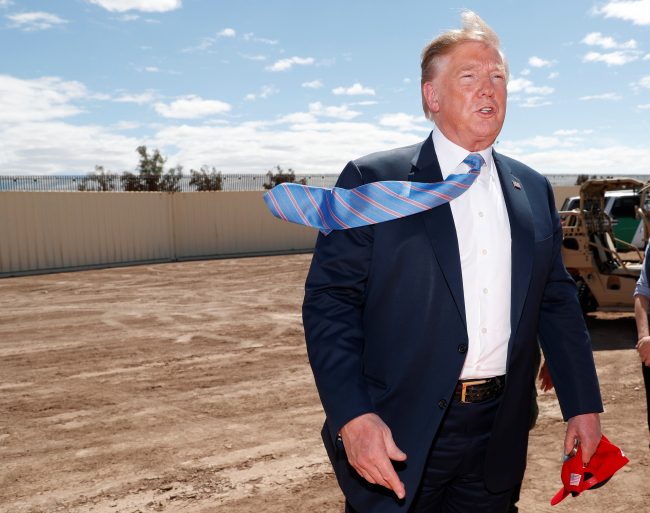 ترامب اتخذ قراره بشأن الجولان بعد درس سريع في التاريخ