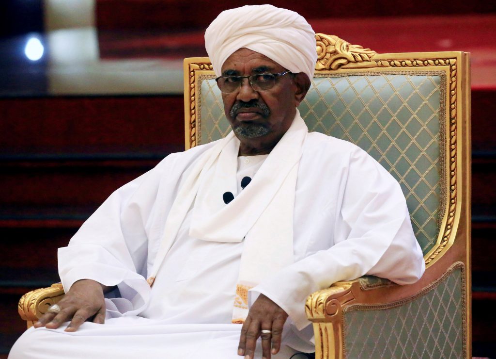 البشير في السجن