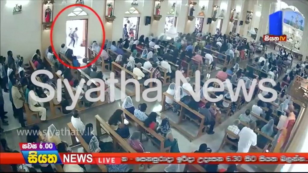 كاميرات المراقبة ترصد منفذي هجمات سريلانكا