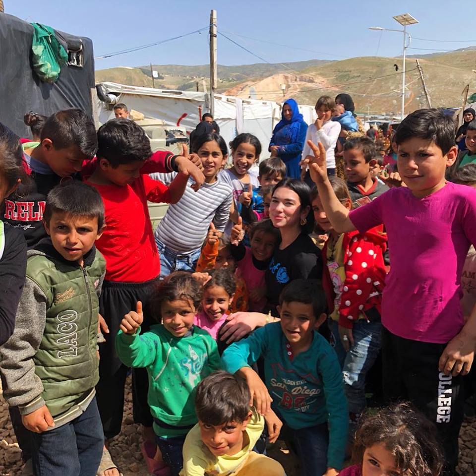 دوا ليبا في مخيم للنازحين السوريين في لبنان