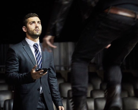 ممثل جزائري جيمس بوند