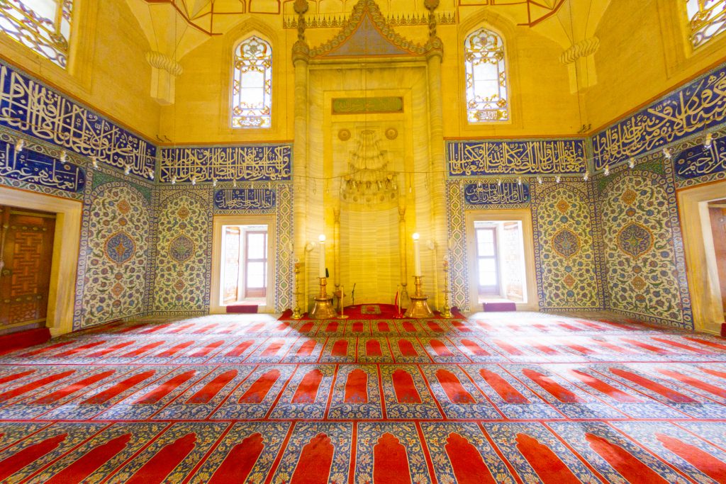 مساجد وأعمال المعمار سنان في تركيا خير دليل على براعته