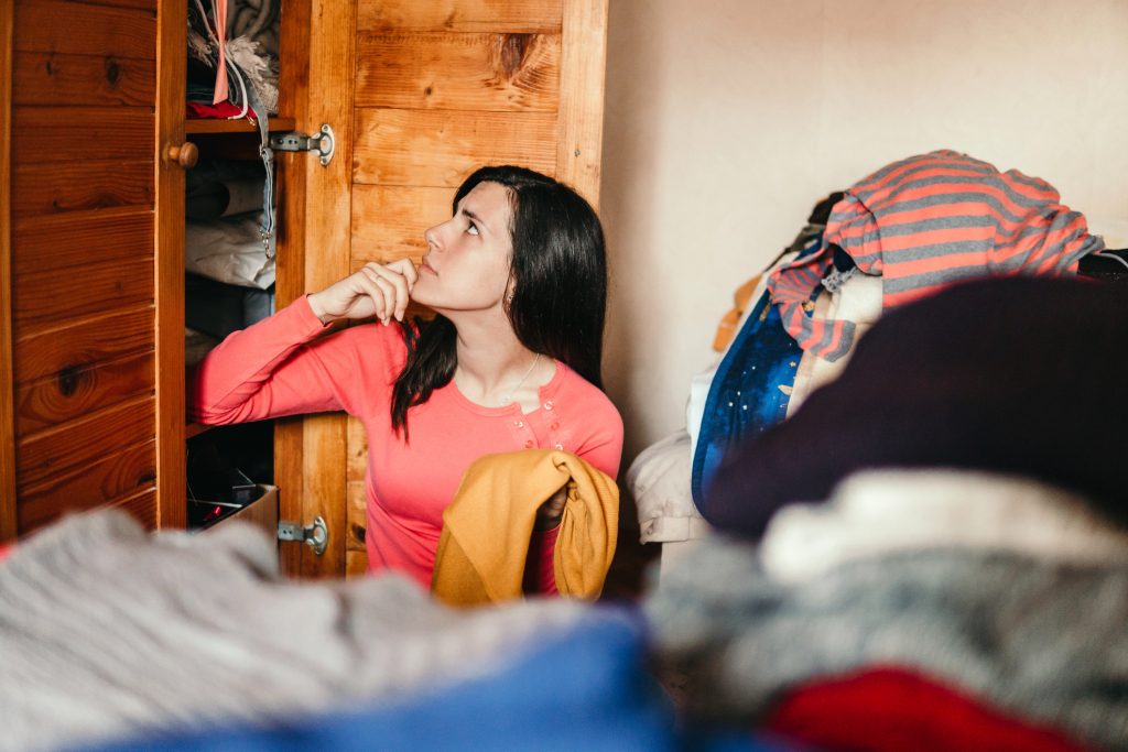 استخدام الملابس القديمة