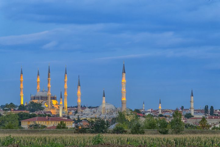 iStock/ المعمار سنان هو أحد أشهر المعماريين الذين أنجبتهم الدولة العثمانية وأعماله الفنية قريبة من الإعجاز