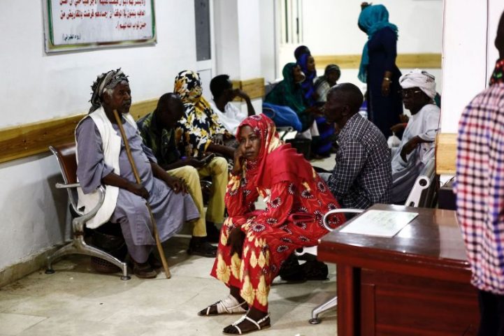 عطلت العقوبات المفروضة على السودان منذ 20 عامًا من حصول  المرضى على  والعلاج/ رويترز