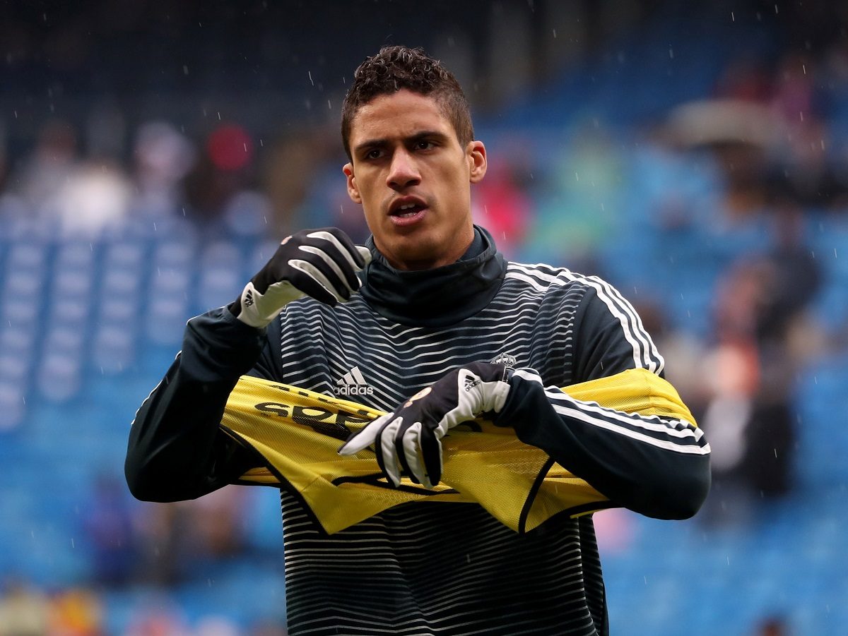 اتخذ القرار الصعب.. مدافع ريال مدريد يستجيب لنداء “الدون” ويتجاهل محاولات المُلهِم