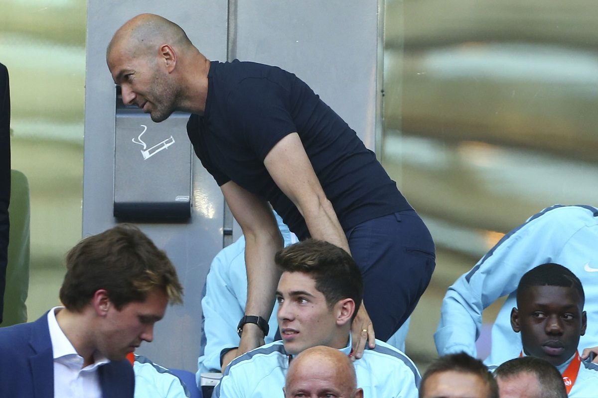 العقلية العربية ربما تتحكم في قراراته.. التوريث يضع زيدان في مأزق مبكر