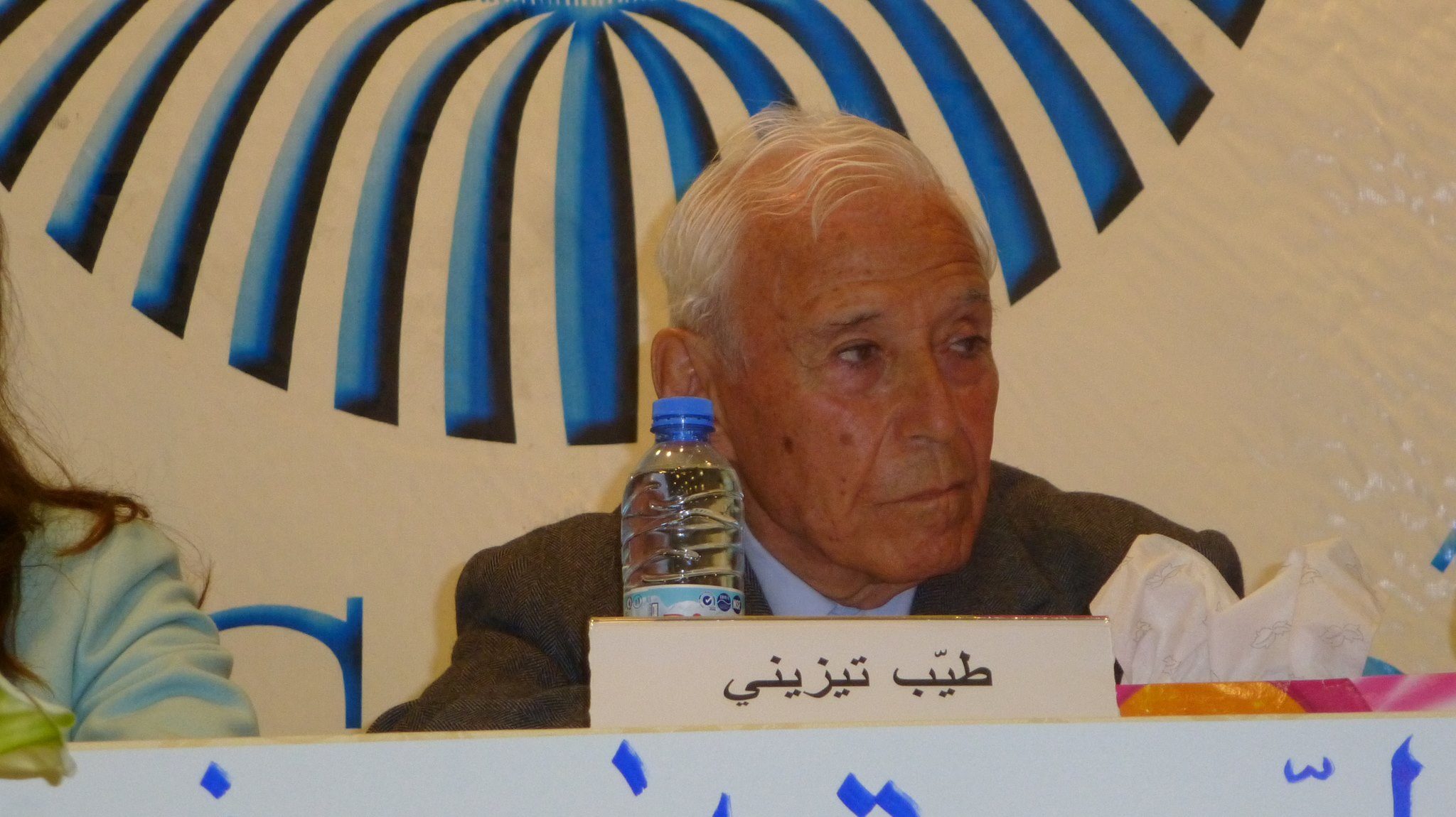 وفاة المفكر السوري طيب تيزيني