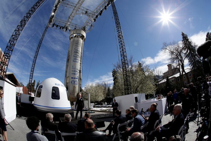 Reuters/ تُعد شركة الفضاء Blue Origin هي واحدة من بين المشاريع التي شَغَفَ بها بيزوس.