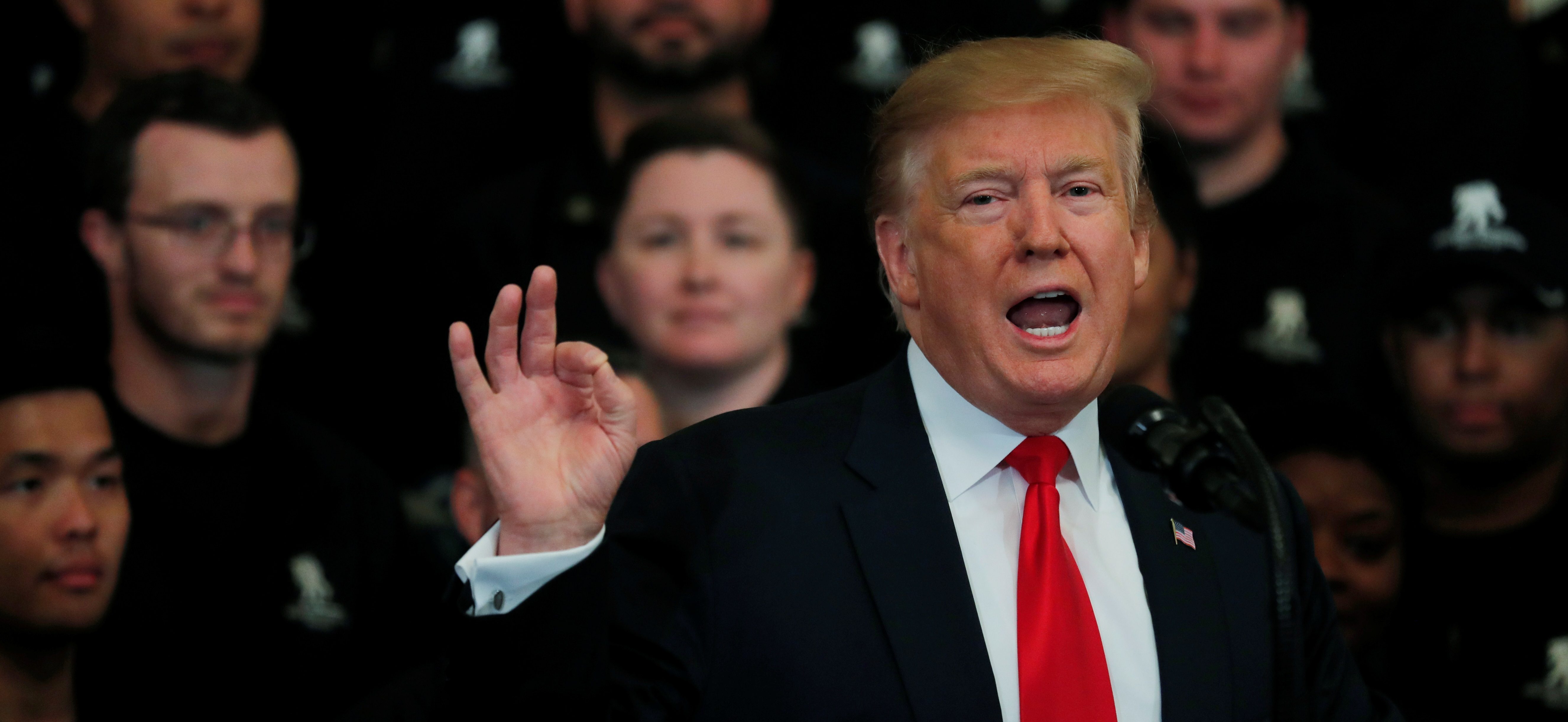 New York Times: خطة جديدة أمام ترامب لمواجهة إيران تتضمن إرسال 120 ألف جندي للشرق الأوسط