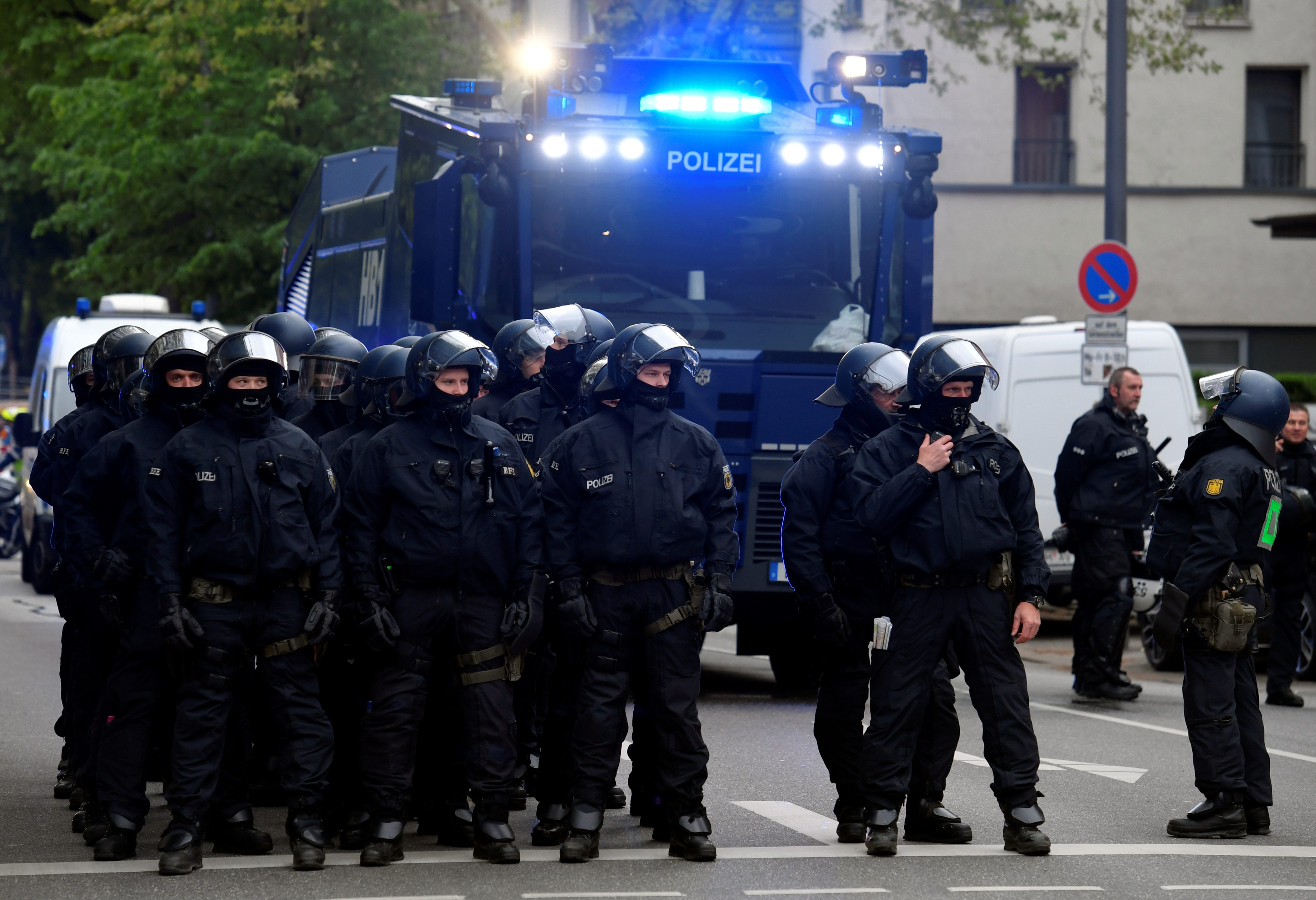 ألمانيا تغلق واحداً من أكبر المواقع الإلكترونية لبيع المخدرات والأفيون