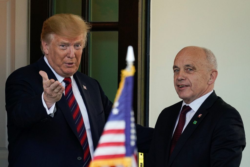 الرئيس الأمريكي دونالد ترامب والرئيس السويسري أولي ماورر