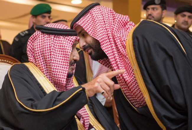 اهتمام السعودية المفاجئ بالسودان ليس بسبب الصداقة.. إنه الخوف يتملكها!