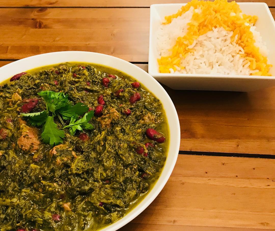 يعتبرونه الطبق القومي في إيران.. طريقة عمل «خورشت سبزي» باللحم والفاصوليا