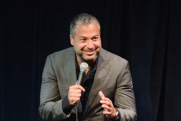 الكوميدي الأمريكي من اصول مصرية أحمد أحمد