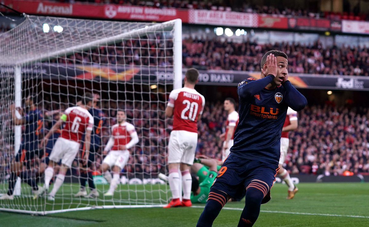 فالنسيا يُنهي صمود شباك أرسنال في الدوري الأوروبي ورقم سلبي لتشيك