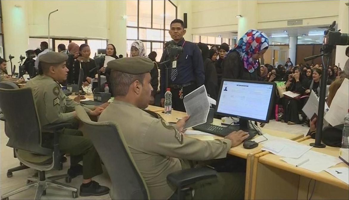 «الغرين كارد» السعودي.. تفاصيل نظام الإقامات الجديد الذي يستهدف «الأثرياء» وخفض الحوالات للخارج