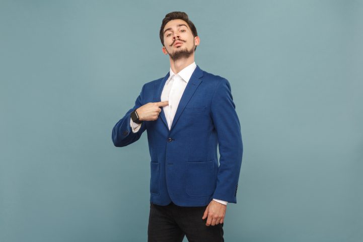 iStock/ قد يكون الأشخاص الذين يعانون اضطراب الشخصية النرجسية غير سعداء بوجهٍ عام