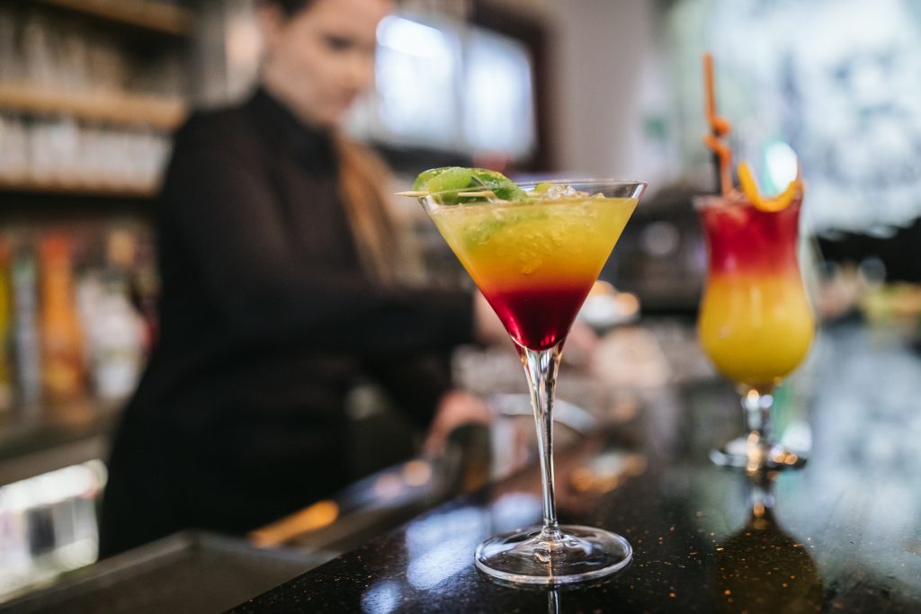 الشمبانيا السعودي لا يحوي أي كحوليات