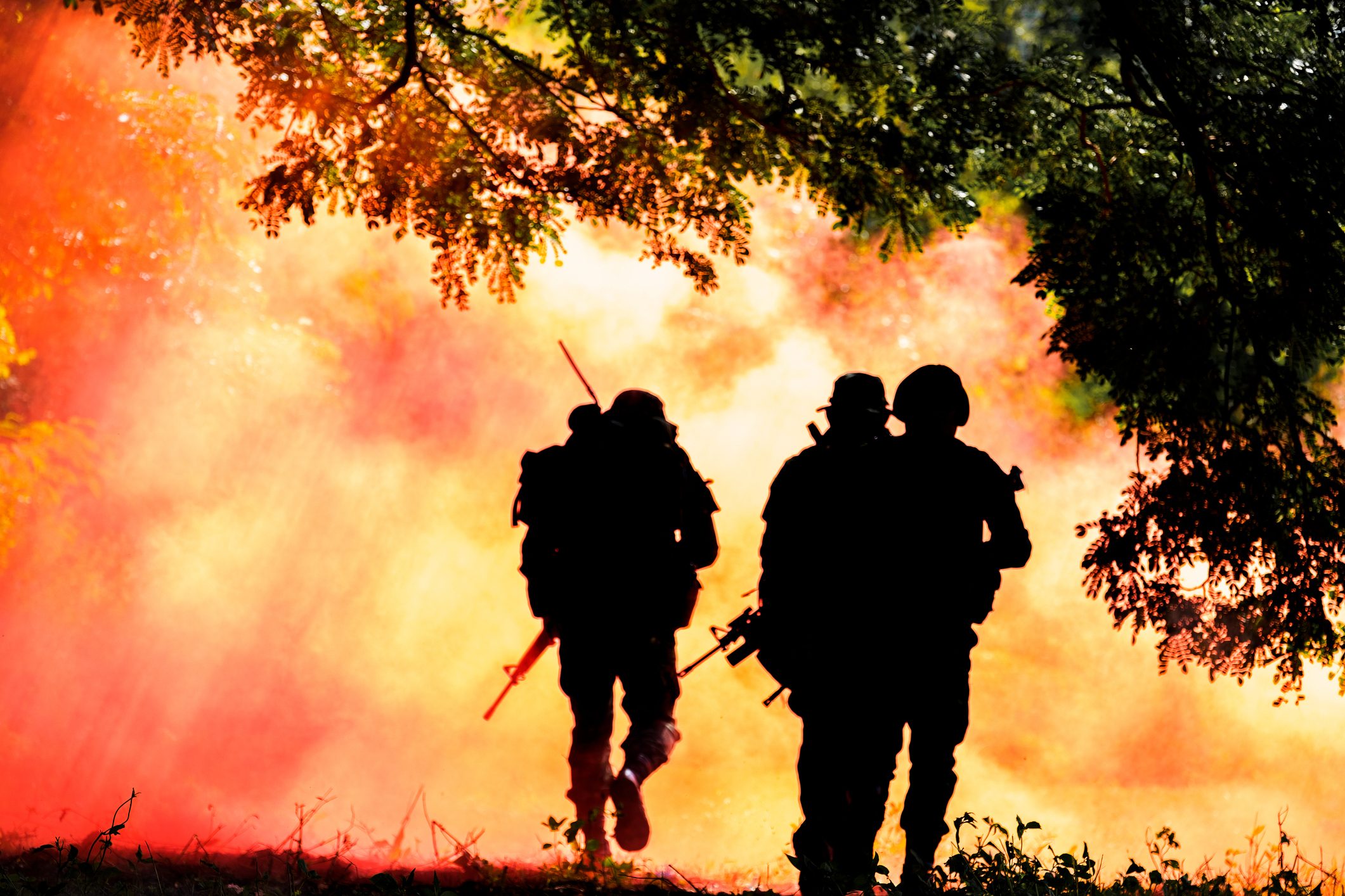 بعضها يعود للعصور الوسطى، وبعضها الآخر مستخدم حتى اليوم..5 أسلحة جنونية محظورٌ استخدامها في الحرب