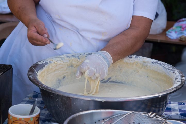 iStock/  العوامة هي من أكلات شهر رمضان الشهيرة كون تكلفتها بسيطة