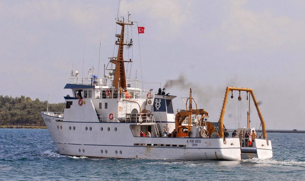 تنقيب تركيا قرب قبرص