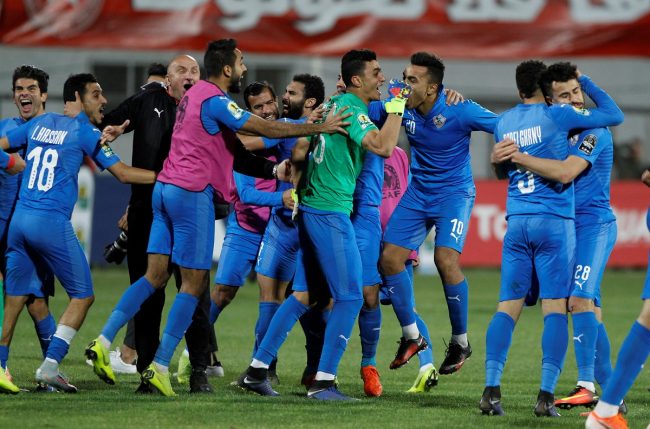 إدارتا الناديين تشتبكان محلياً.. نهائي الكونفيدرالية الإفريقية يجدد الخلافات بين جماهير الزمالك والأهلي