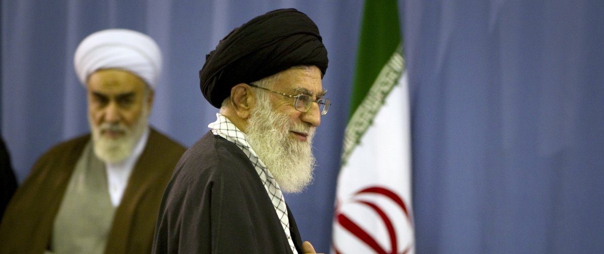 الإمبراطورية الاقتصادية الخفية لخامنئي.. ماذا تعرف عن «مقر تنفيذ أوامر الإمام» الذي يديره المرشد بسرية كاملة؟