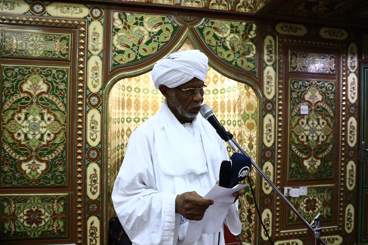 صلاة الغائب على محمد مرسي حول العالم