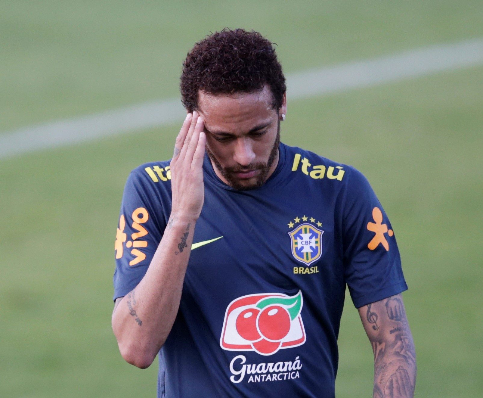 اللاعب نيمار/ رويترز