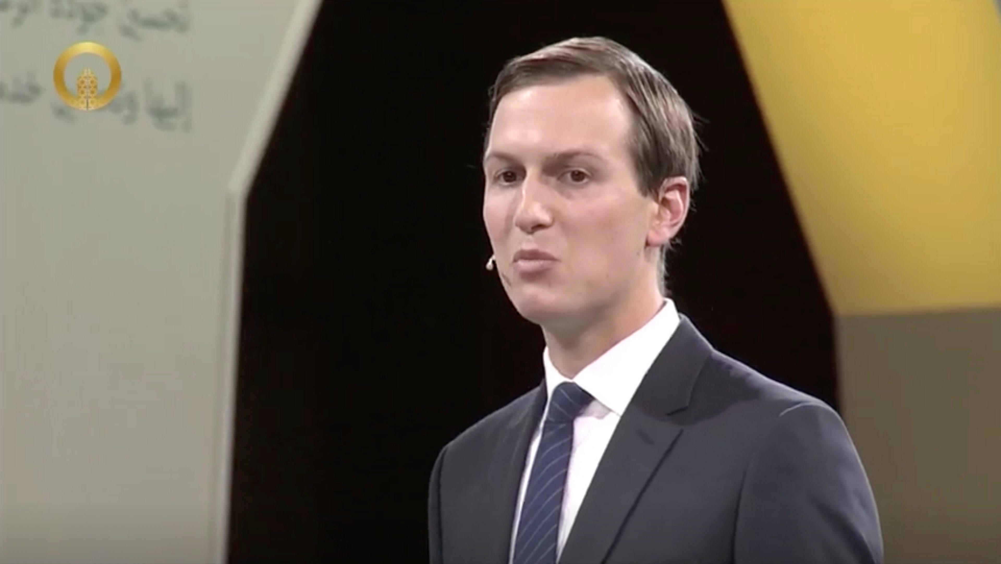 يلقي كبير مستشاري البيت الأبيض ، جاريد كوشنر ، خطابًا في افتتاح مؤتمر "السلام للرخاء" في المنامة ، البحرين ، 25 يونيو ، 2019