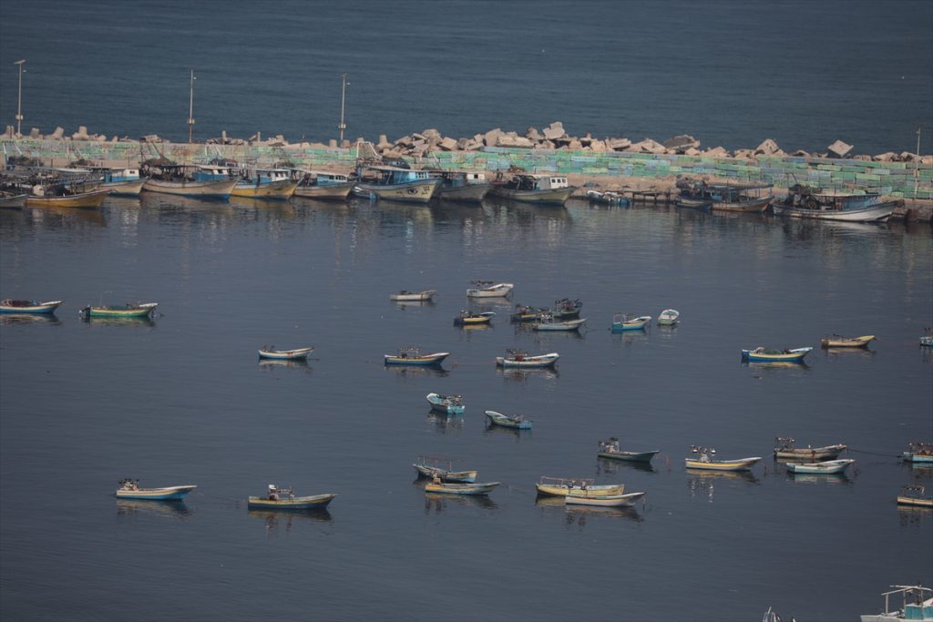 إضراب عام في غزة تنديداً بمؤتمر المنامة