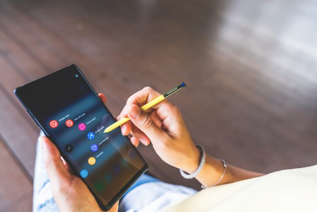 قد تختلف الطريقة من إصدار لآخر.. إليك الدليل الكامل لالتقاط صور لشاشات أجهزة سامسونغ المختلفة