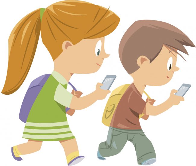 الأطفال في قبضة «العالم الرقمي»..ماذا يعرف الإنترنت عن أطفالنا وكيف يمكنها إلحاق الأذى بهم في المستقبل؟