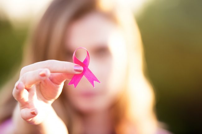 للكشف المبكر عن سرطان الثدي.. تقنية مبتكرة تحت الماء تتفوق على التصوير الشعاعي