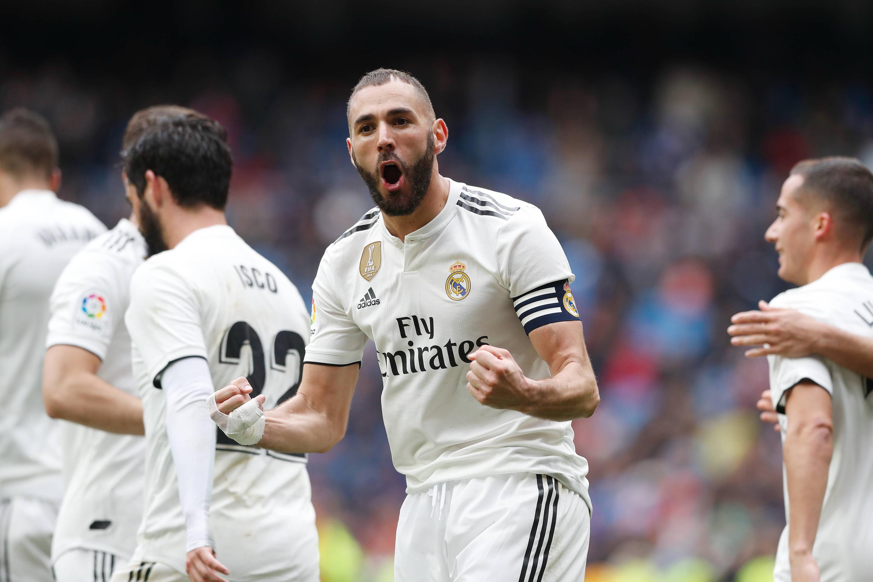 بنزيمة أمم إفريقيا الجزائر رسالة دعم من بنزيمة